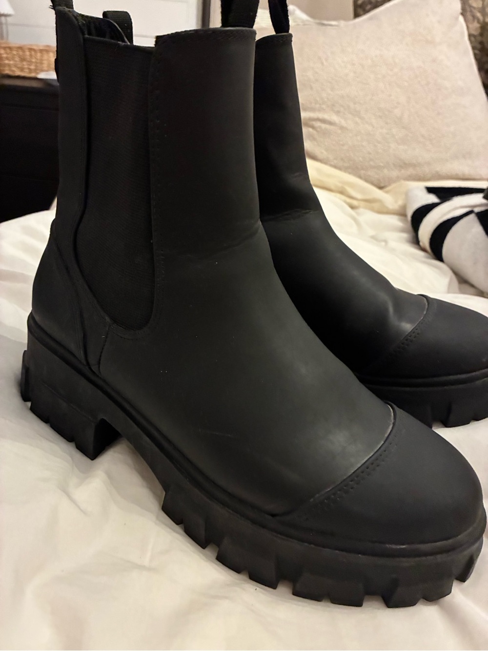 A New Day Womens Black Chunky Chelsea Boots